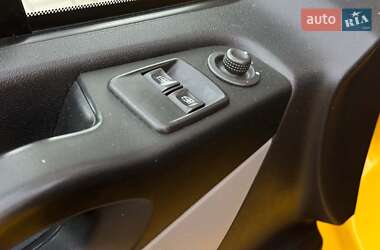 Грузовой фургон Renault Trafic 2017 в 