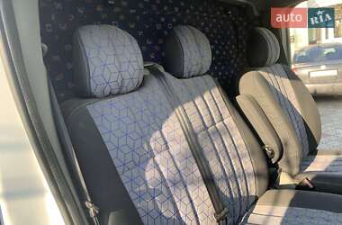 Вантажний фургон Renault Trafic 2012 в 