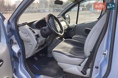 Мінівен Renault Trafic 2011 в 