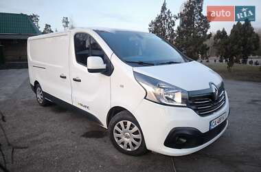 Грузовой фургон Renault Trafic 2015 в Смеле