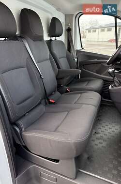 Грузовой фургон Renault Trafic 2024 в 