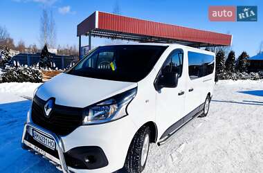 Минивэн Renault Trafic 2016 в 