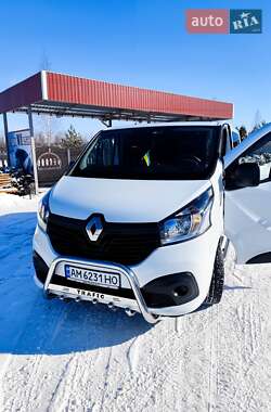 Минивэн Renault Trafic 2016 в 