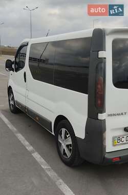 Минивэн Renault Trafic 2003 в 