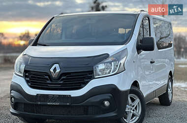 Минивэн Renault Trafic 2015 в Дубно