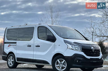 Минивэн Renault Trafic 2015 в Дубно