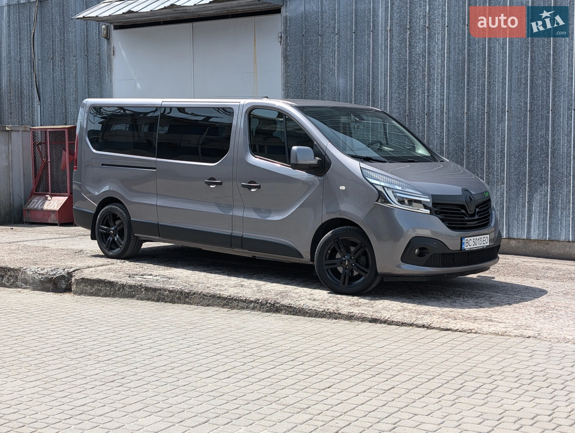 2016 Renault Trafic - фото 1