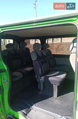 Мінівен Renault Trafic 2003 в Скалаті