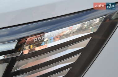 Мінівен Renault Trafic 2021 в 
