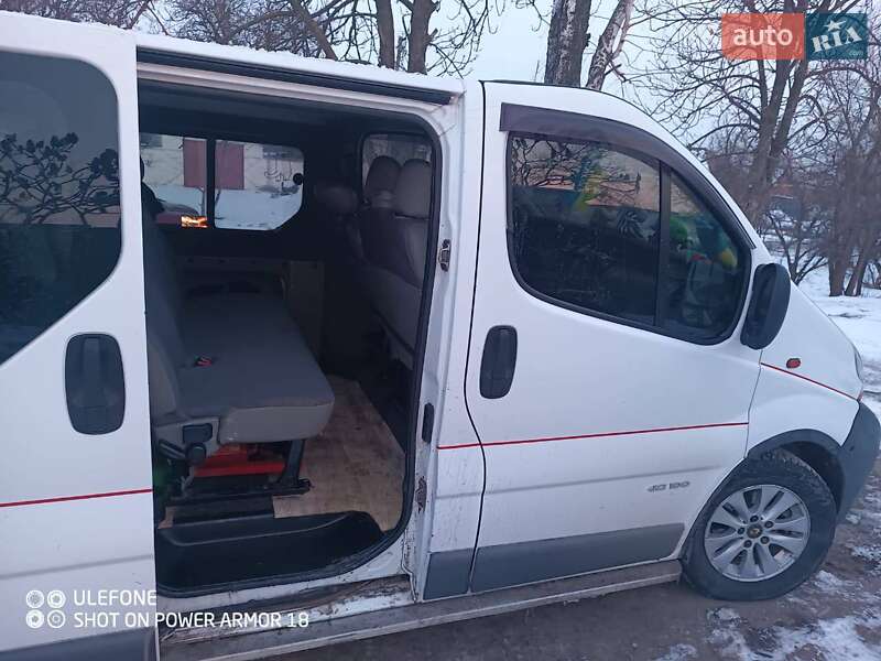 Минивэн Renault Trafic 2002 в Александрие