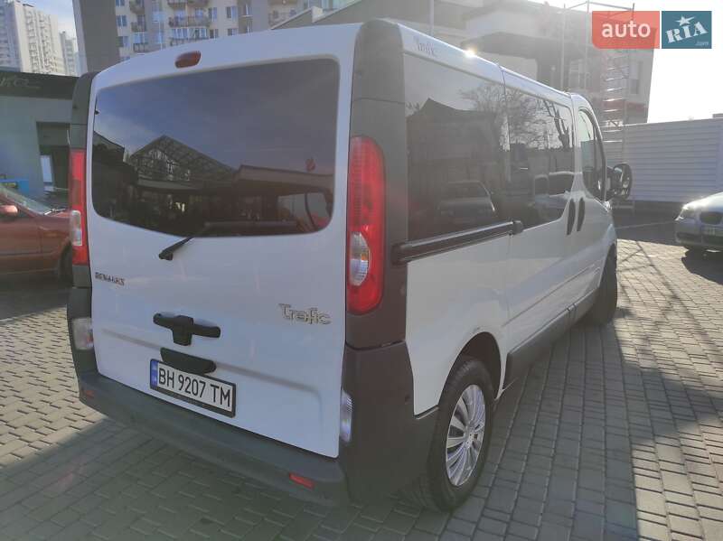 Минивэн Renault Trafic 2013 в Сумах фото 4 Минивэн Renault Trafic 2013 в Сумах