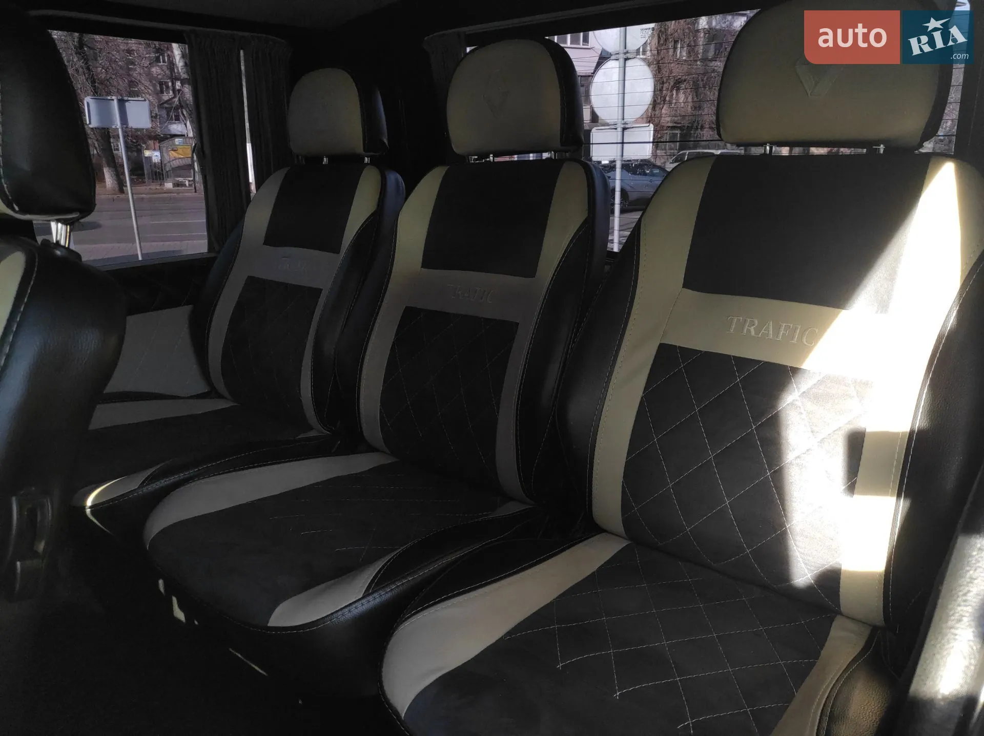 2013 Renault Trafic - мініатюра 16