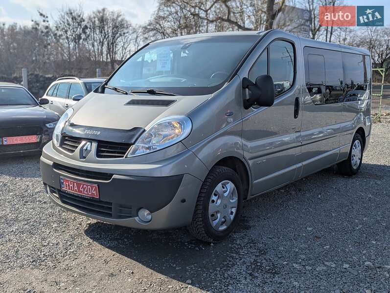 Мінівен Renault Trafic 2011 в Рівному