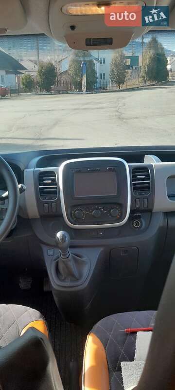 Минивэн Renault Trafic 2015 в Старом Самборе фото 9 Минивэн Renault Trafic 2015 в Старом Самборе