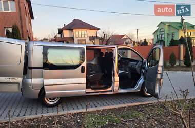 Мінівен Renault Trafic 2005 в 