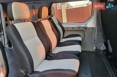 Мінівен Renault Trafic 2005 в 