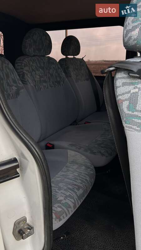 Минивэн Renault Trafic 2014 в Казатине