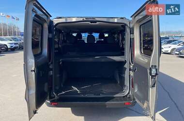 Минивэн Renault Trafic 2020 в 
