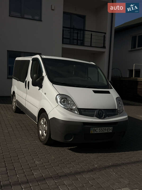 Renault Trafic 2012