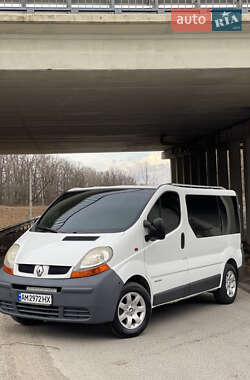 Минивэн Renault Trafic 2003 в Звягеле