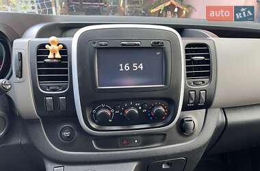 Грузовой фургон Renault Trafic 2018 в 