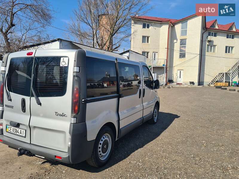 Минивэн Renault Trafic 2003 в Черновцах