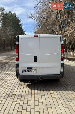 Грузовой фургон Renault Trafic 2013 в 