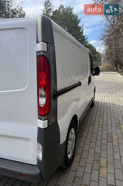 Грузовой фургон Renault Trafic 2013 в 