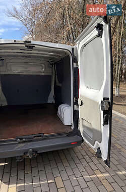 Грузовой фургон Renault Trafic 2013 в 
