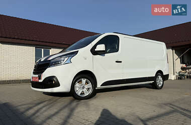Грузовой фургон Renault Trafic 2020 в 