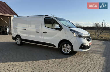 Грузовой фургон Renault Trafic 2020 в 