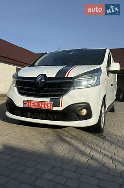 Грузовой фургон Renault Trafic 2020 в 