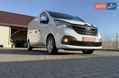 Грузовой фургон Renault Trafic 2020 в 