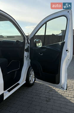 Грузовой фургон Renault Trafic 2020 в 