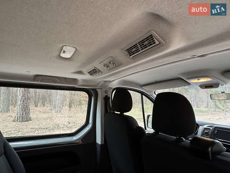 Минивэн Renault Trafic 2017 в Киеве