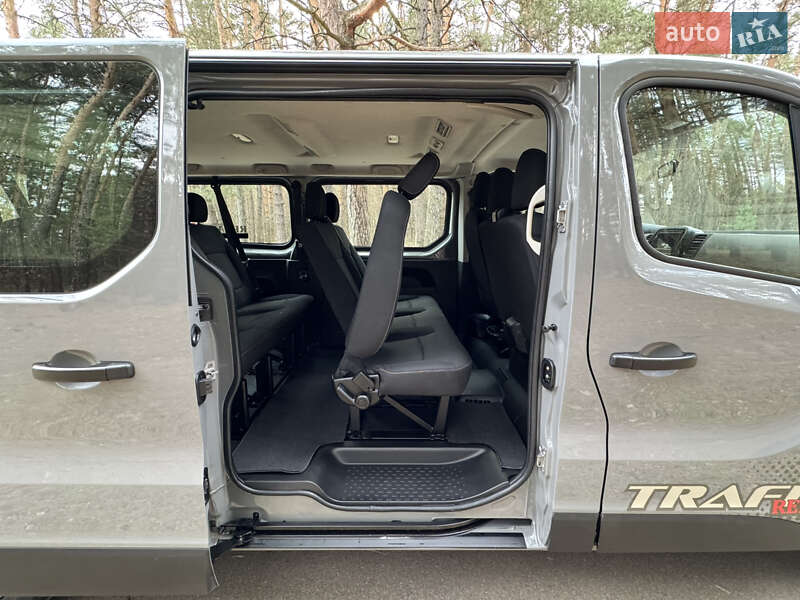 Минивэн Renault Trafic 2017 в Киеве