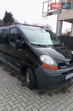 Грузовой фургон Renault Trafic 2006 в Демидовке