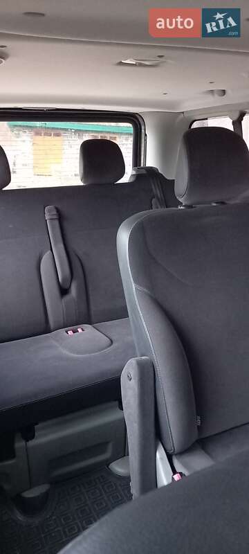 Минивэн Renault Trafic 2011 в Житомире фото 6 Минивэн Renault Trafic 2011 в Житомире