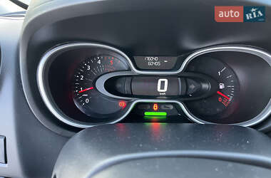 Грузовой фургон Renault Trafic 2020 в 