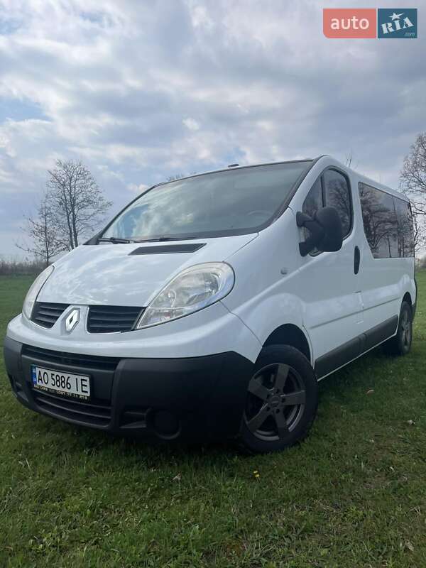 Минивэн Renault Trafic 2007 в 