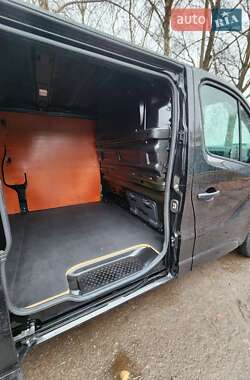 Грузовой фургон Renault Trafic 2020 в 