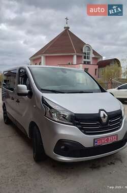 Мінівен Renault Trafic 2017 в Дніпрі