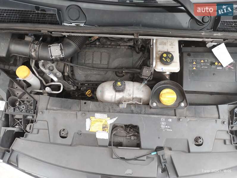 Мінівен Renault Trafic 2017 в Дніпрі