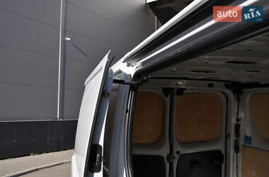 Грузовой фургон Renault Trafic 2019 в 