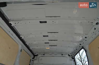Грузовой фургон Renault Trafic 2019 в 