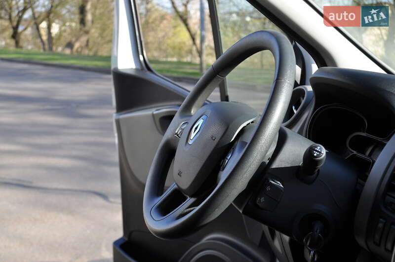 Грузовой фургон Renault Trafic 2019 в Киеве