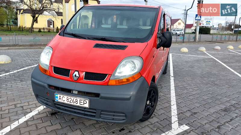 Минивэн Renault Trafic 2003 в Вознесенске