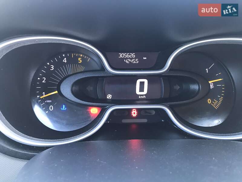 Микроавтобус Renault Trafic 2016 в Виннице фото 16 Микроавтобус Renault Trafic 2016 в Виннице