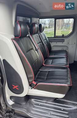 Мінівен Renault Trafic 2014 в 