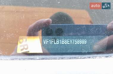 Мінівен Renault Trafic 2014 в 